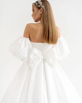 Paola – Robe mariée mikado sur-mesure bustier cœur, manches bouffantes amovibles & nœud dos